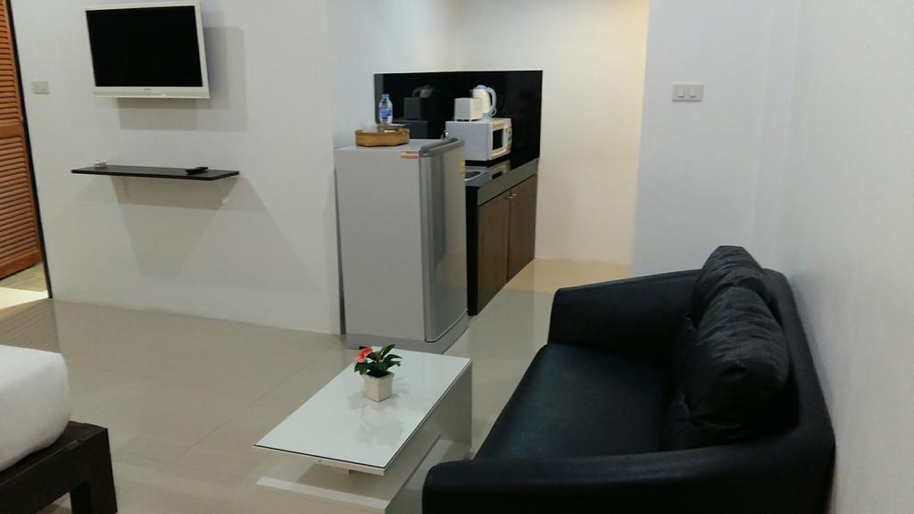 The Seashore Kamala Service Apartment Exterior foto